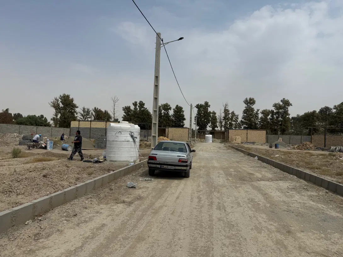 زمین باغ و باغچه