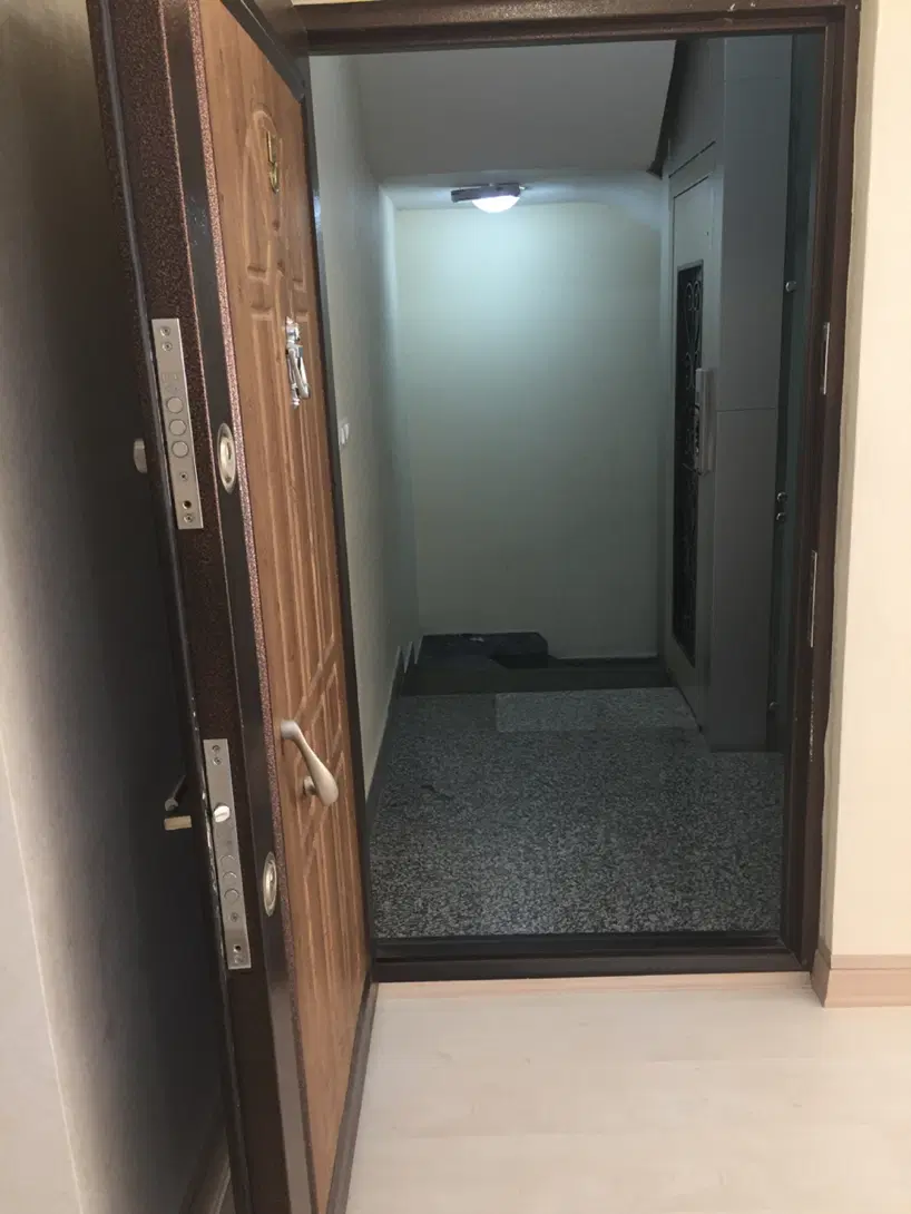 فروش آپارتمان تک‌ واحدی بر 24 متری فدک دانشکده