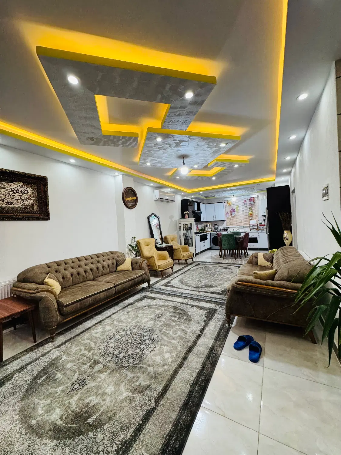 270متر دوبلکس سند تک برگ نوساز رشت به فومن