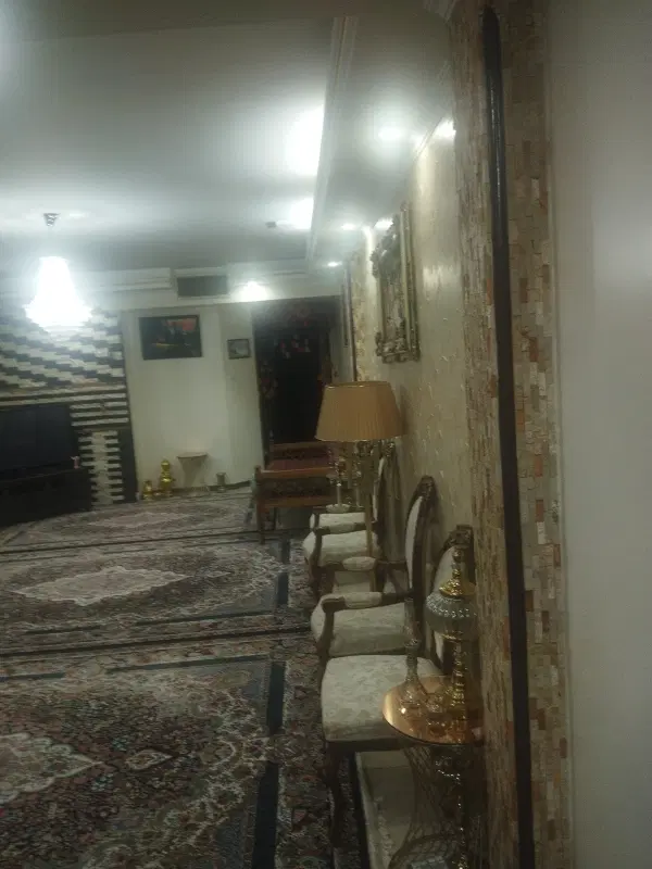 واحد ۱۰۰ متری برای اجاره