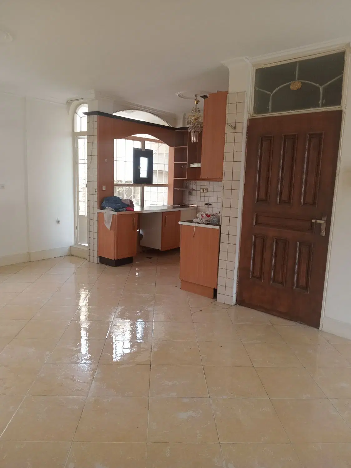 اجاره واحد پارکینگ کاملا اختصاصی