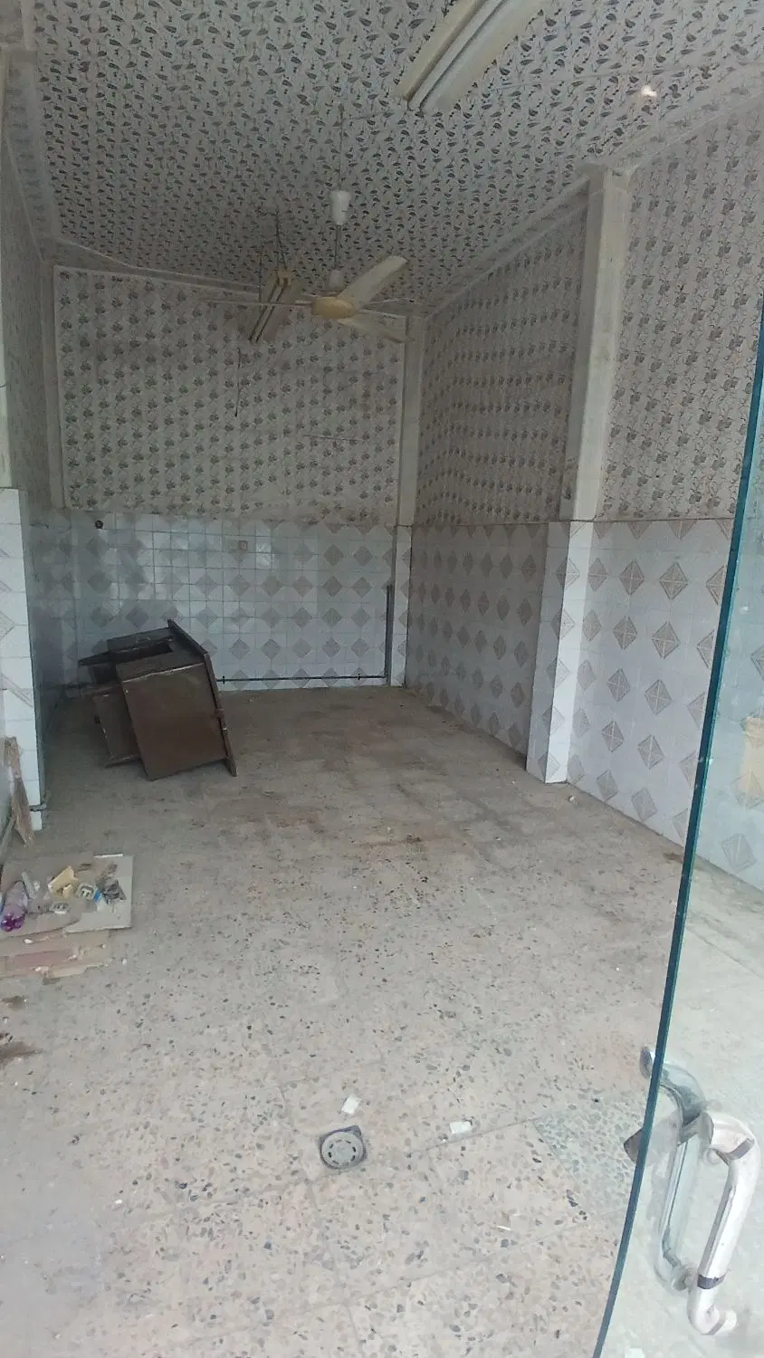 مغازه دولت آباد خیابان چهل متری