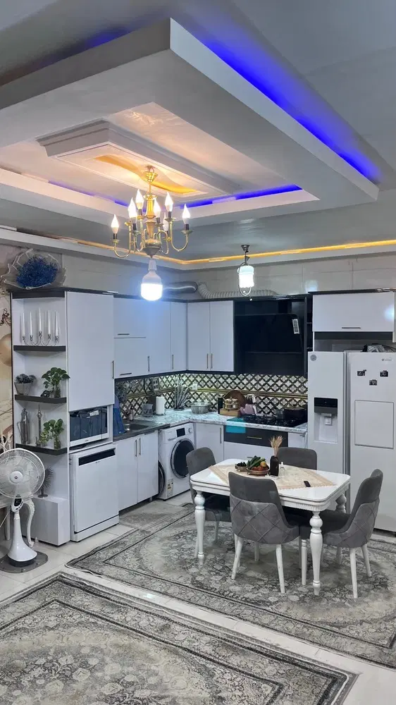 خانه . ویلایی . منزل . نوساخت