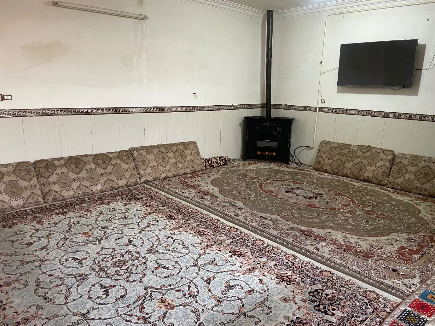 دو طبقه منزل مسکونی در آشوری به متراژ ۱۰۰ متر