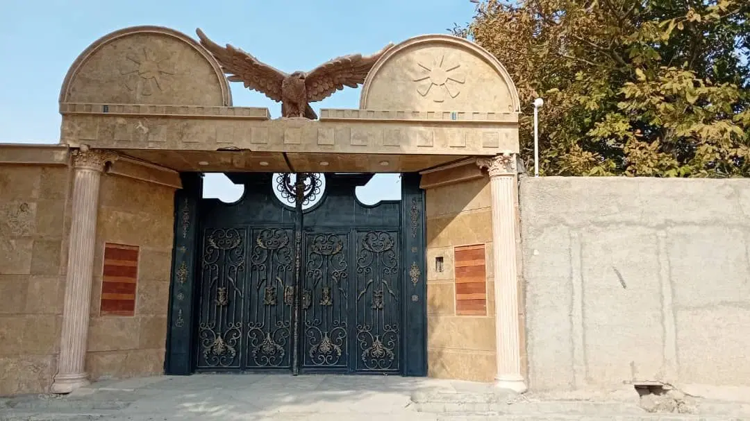 ویلا 700 متری فول امکانات با استخر