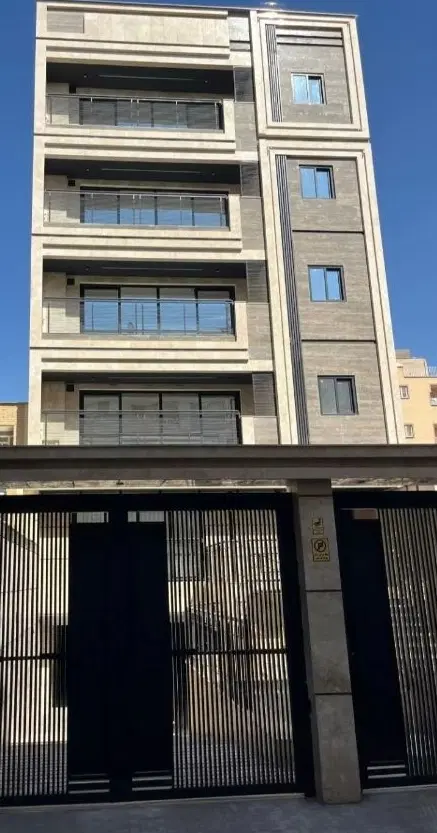 دو خوابه_ 140متری _ سند ملکی