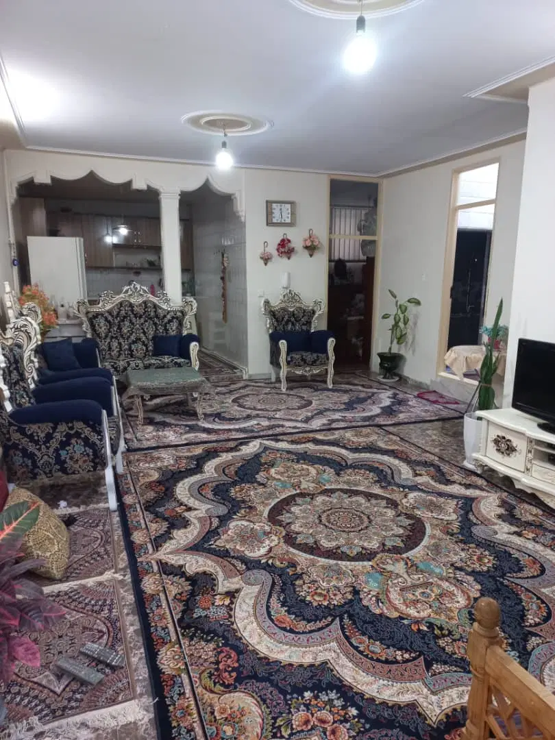 ویلایی ۲۰۰ متری ۲ طبقه ۴ واحدی