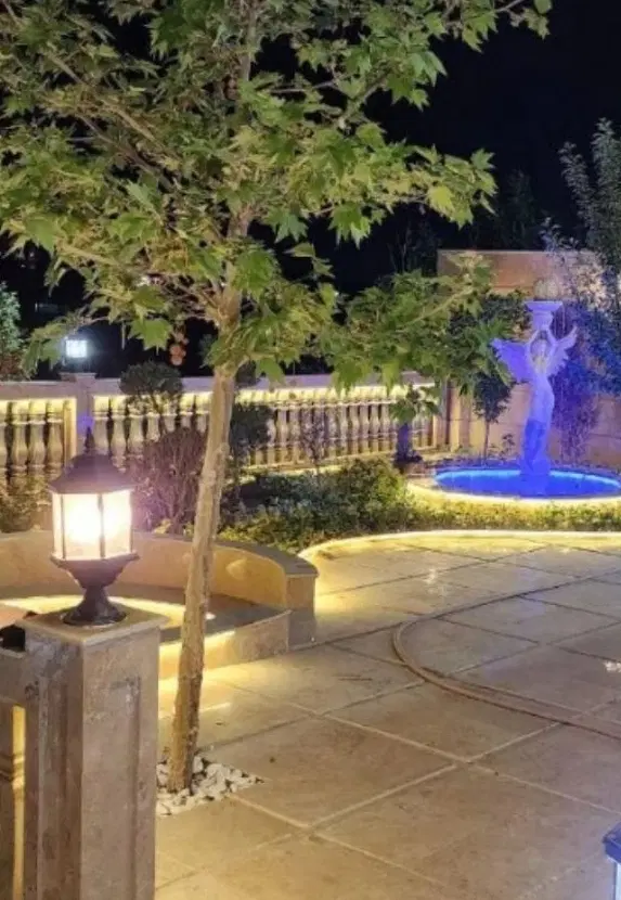 ویلایی۳۰۰متربا۱۶۰۰مترپروانه معاوضه باآپارتمان سجاد