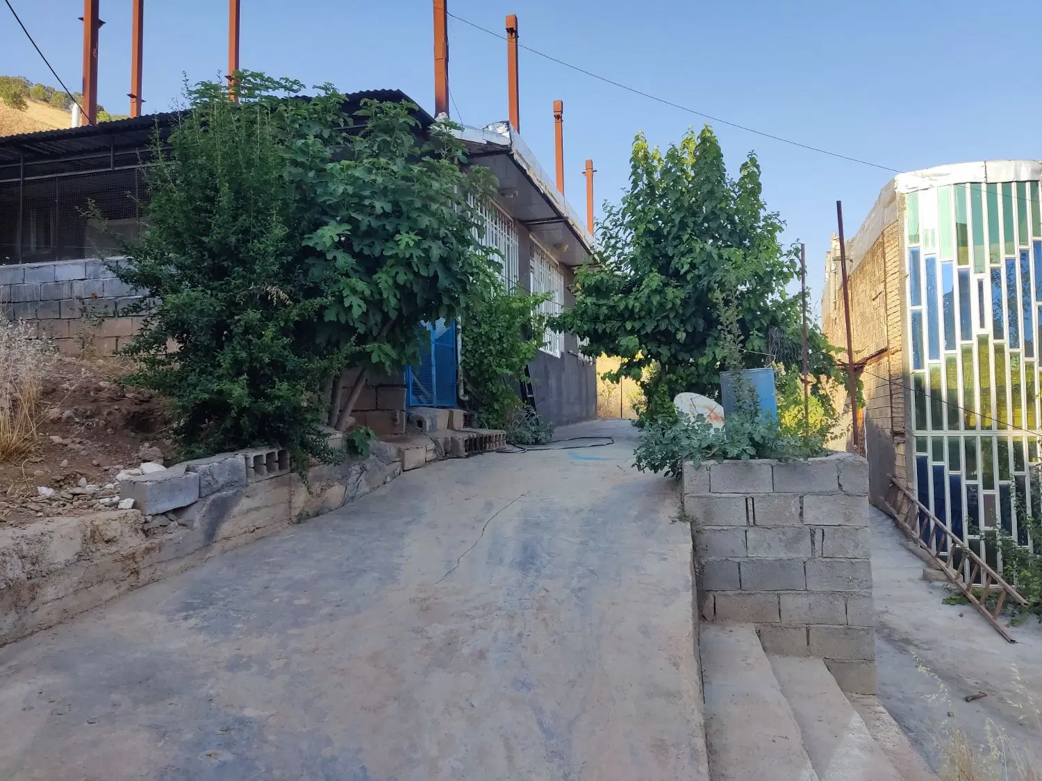 خانه کاملامستقل دوطرف باز صفی اباد