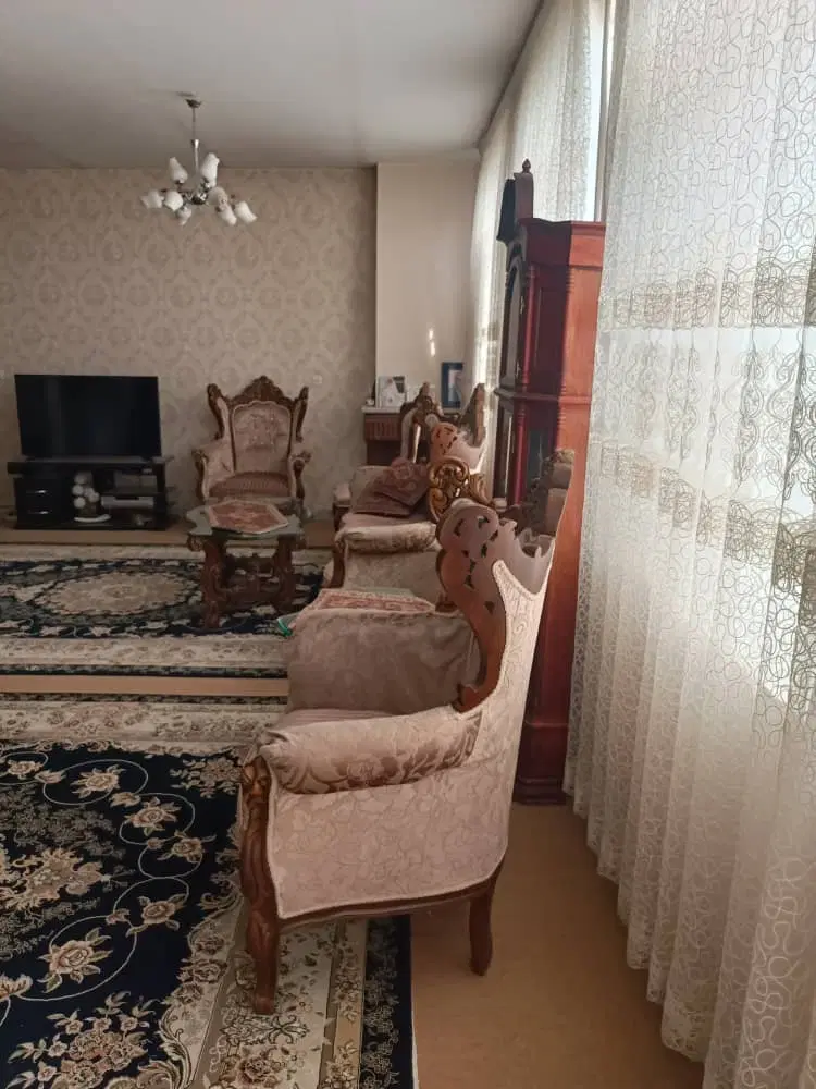 خانه ویلایی دو نبش کاربری مسکونی و تجاری