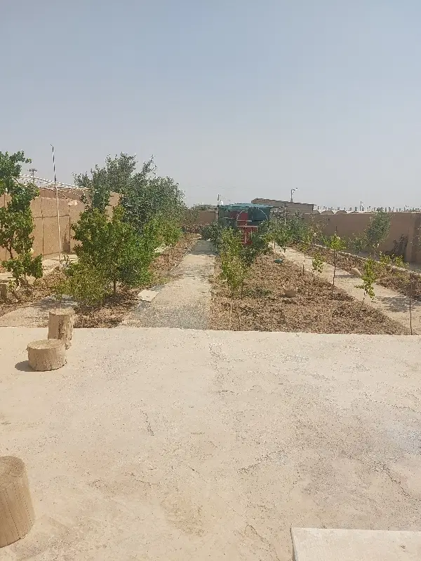 فروش باغ در قلعه سفید نجف آباد شیک و بر خیابان