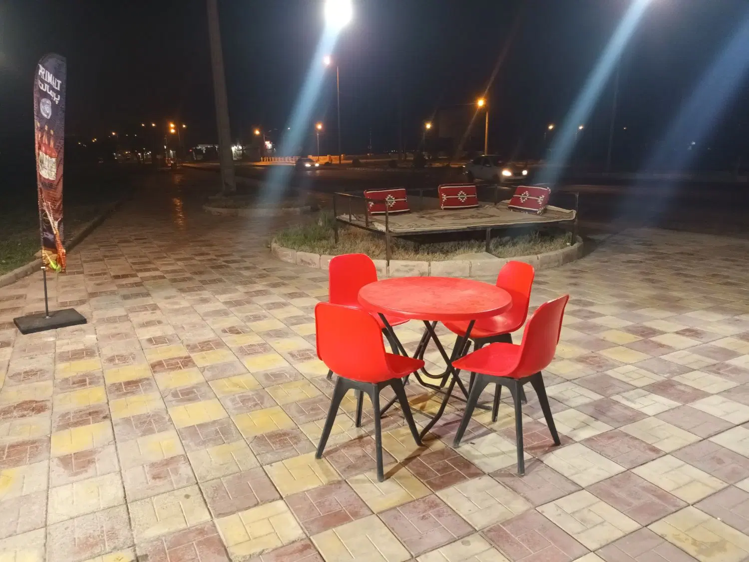 دکه ساندویچی وکبابی باتمام وسایل ومکان خوب
