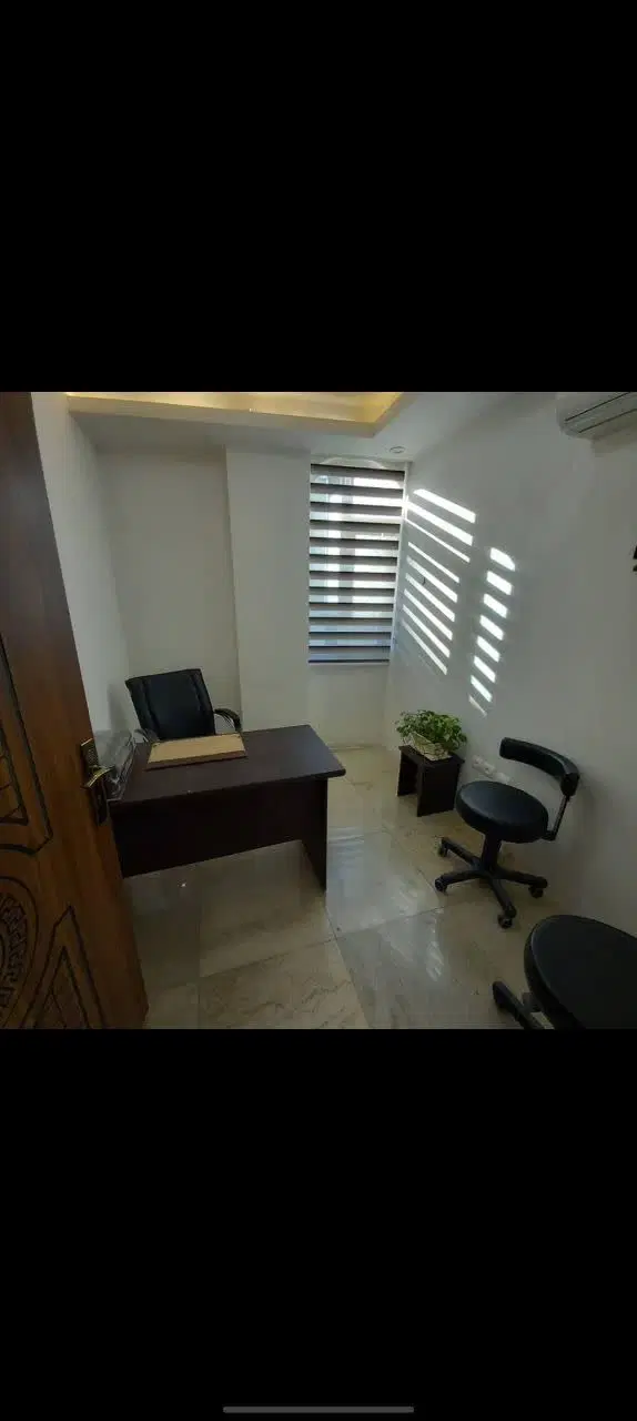 اتاق اداری در خیابان پیروزی