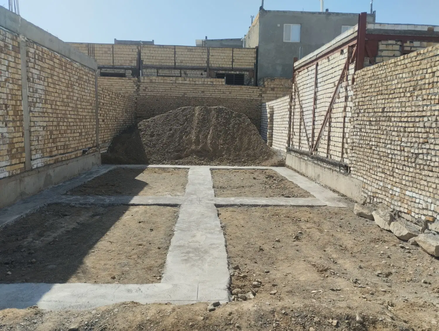 زمین مسکونی در حسین آباد سادات