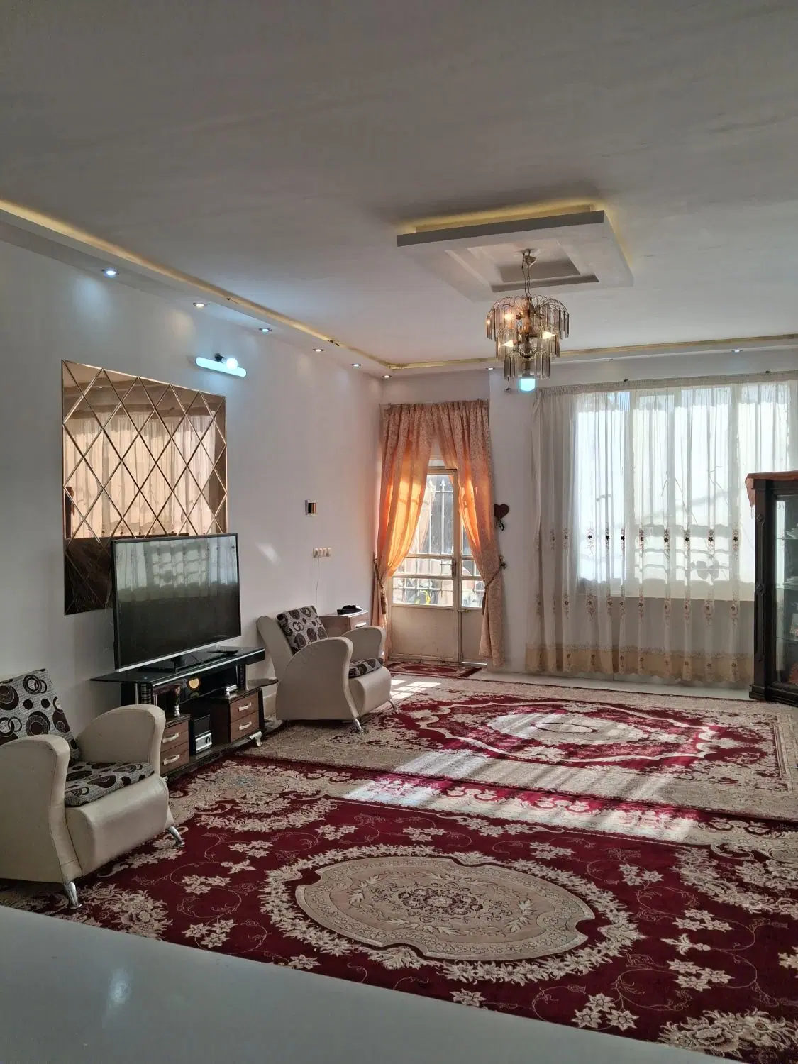 فروش خانه دوبلکس ۳ خواب باغسلطانی۳۶