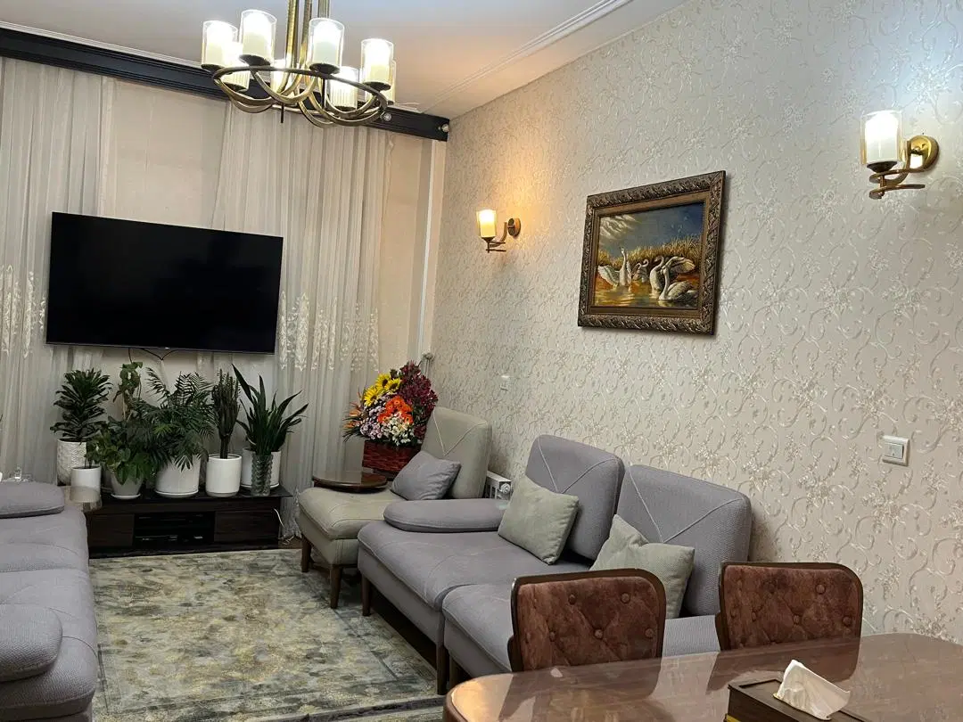 ۷۵ متر دو اتاق مشیریه چهاراه دوم طبقه اول تکواحدی
