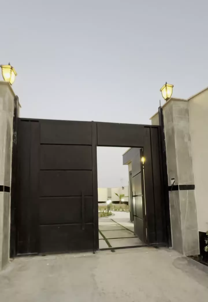 ویلا ۳۰۰ متری حصارساتی