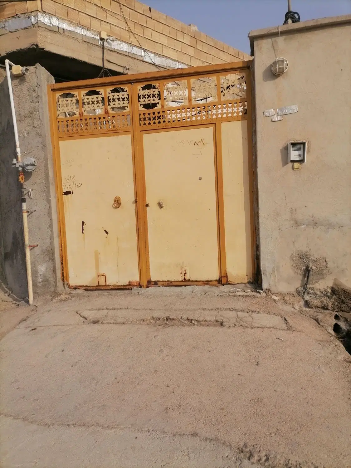 فروش خانه در خیابان پیرمرادی