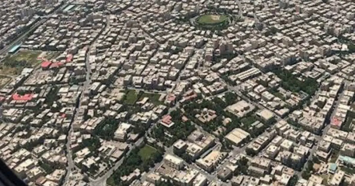 زمین ۳۰۰ متری شهرک دستغیب