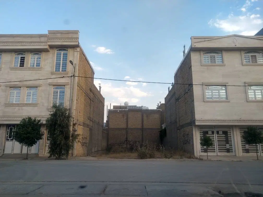 زمین 200 متری مسکونی