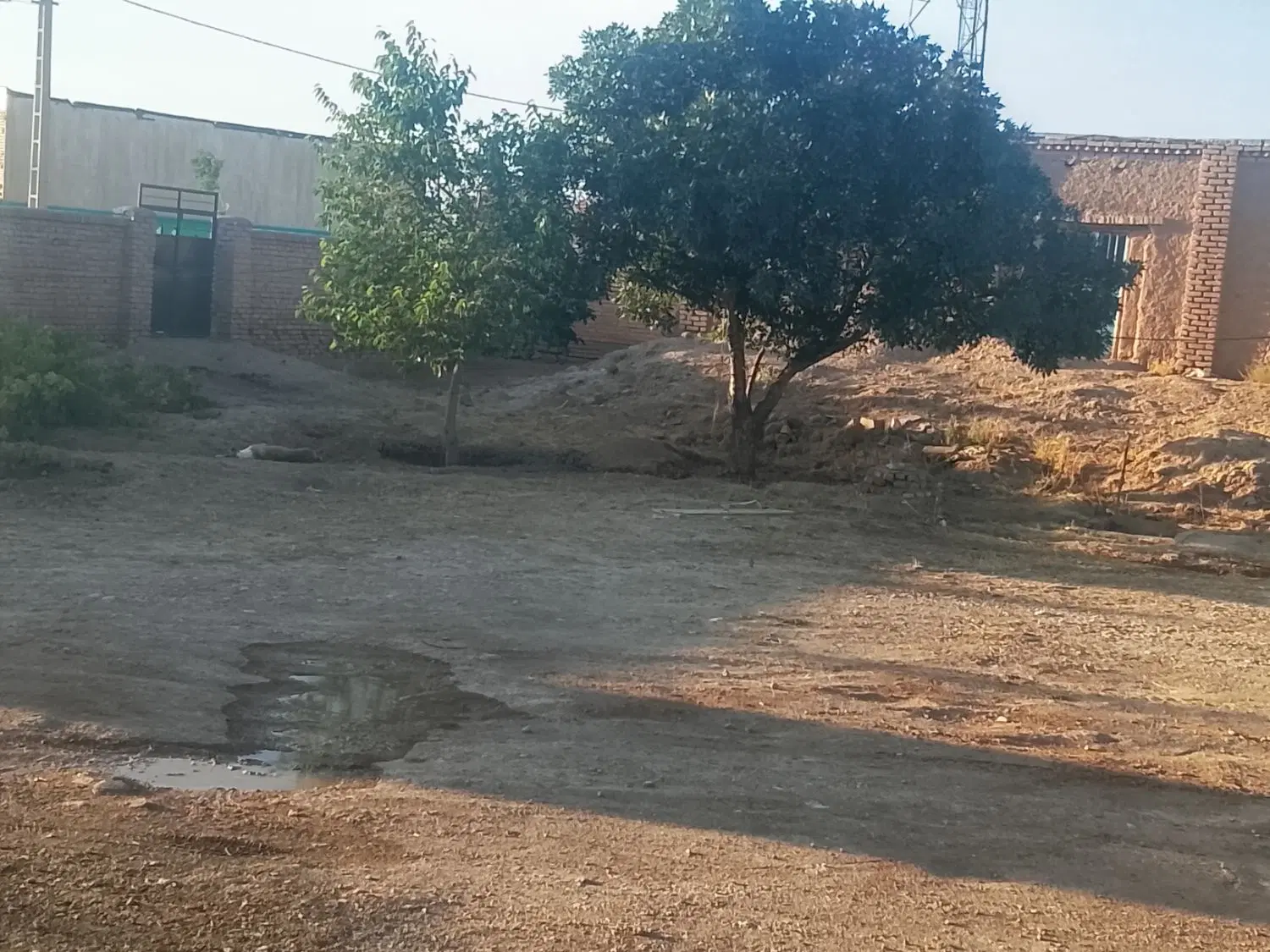خانه ویلایی باسندشش دانگ 1700متری