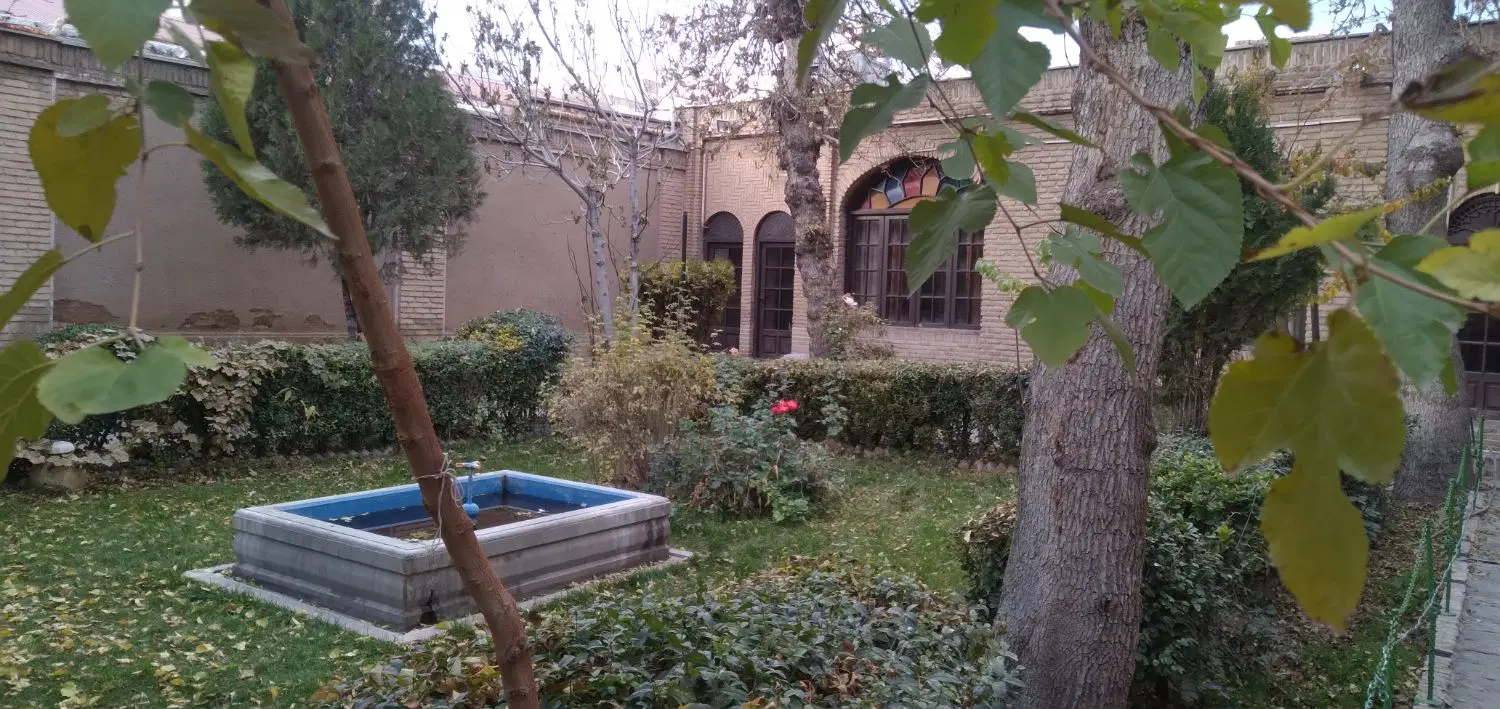 آپارتمان نوساز سنددار