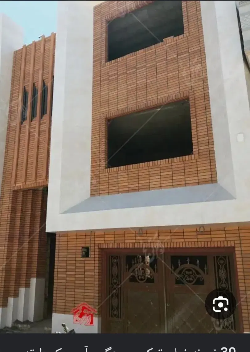 خانه ویلایی سه طبقه آزادشهر