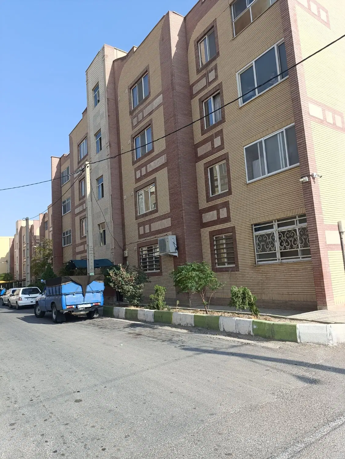 آپارتمان_عقیق_صنعتی ساز