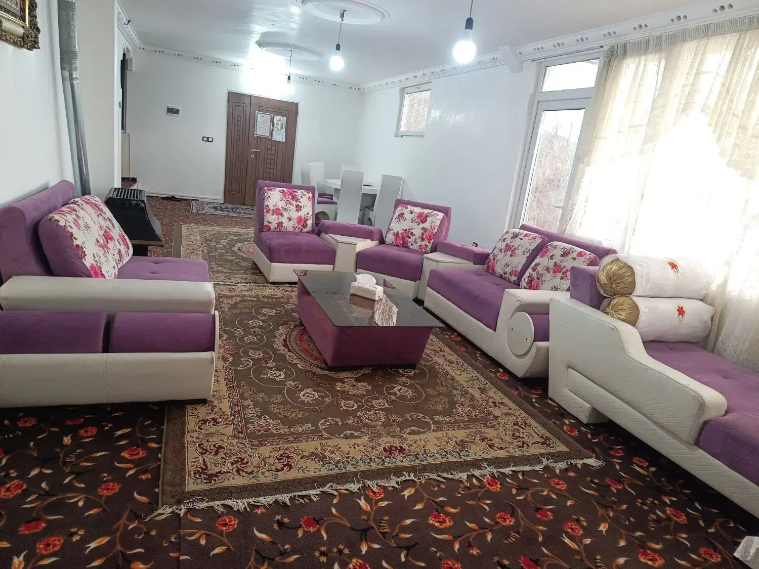 ویلا بالکن دار در الموت معلم کلایه کنار رودخانه
