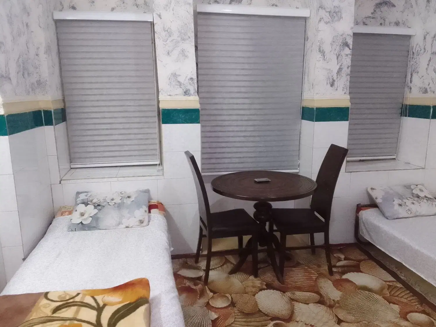 اجاره روزانه اتاق درهمدان و سویئت درمهمانپذیر