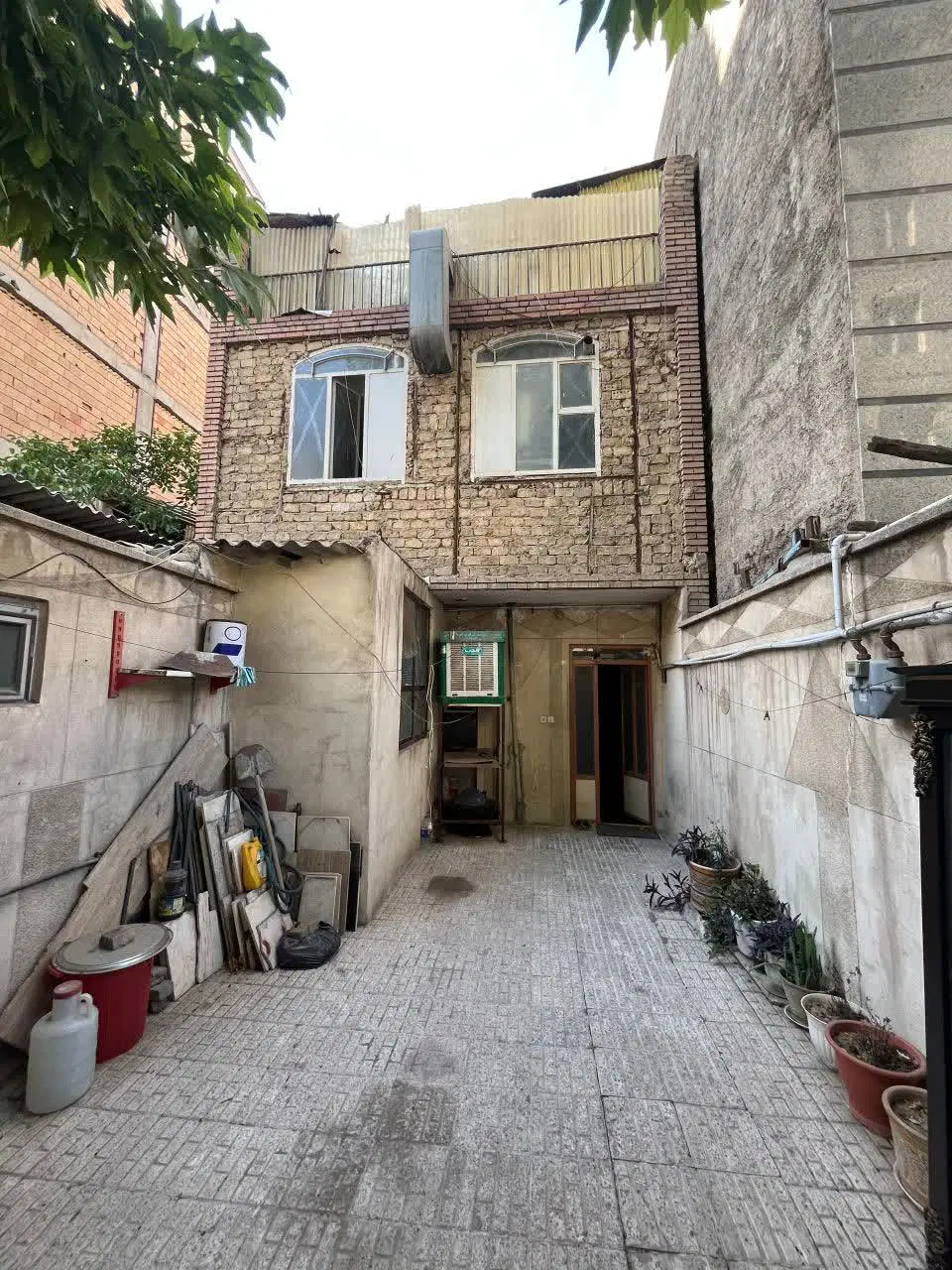 خانه ویلایی۲_۵طبقه