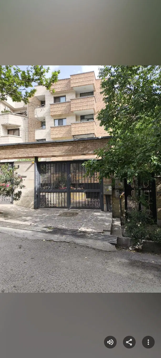 ونک چهارراه جهان کودک