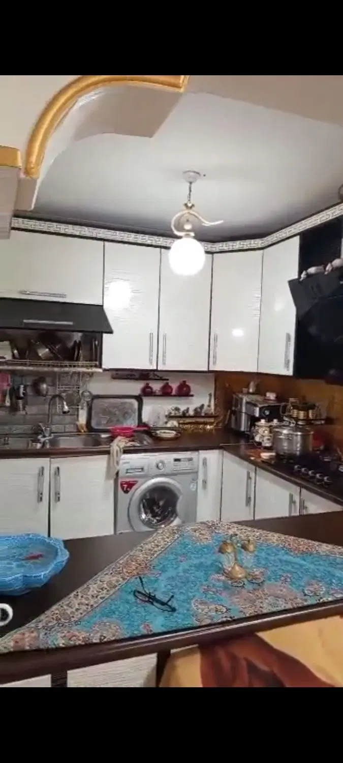 ۸۰ متر دوخوابه الهیه جنوبی فول امکانات