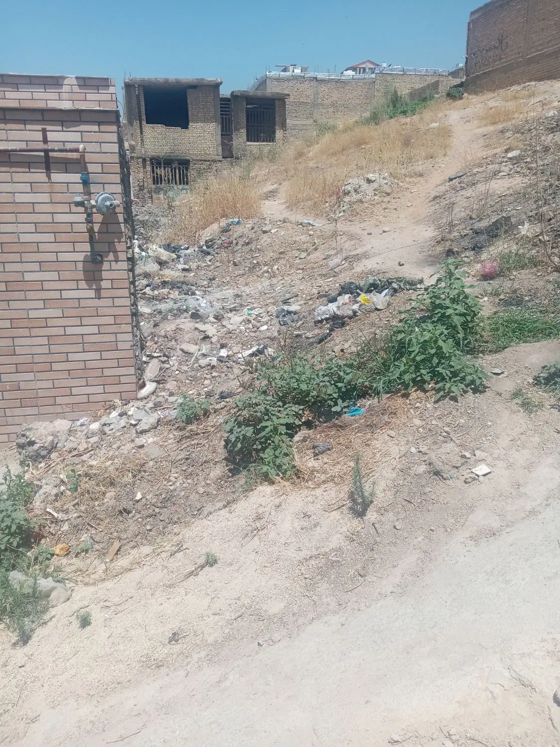 زمین سلطان آباد شهرک خسروی کوچه 12
