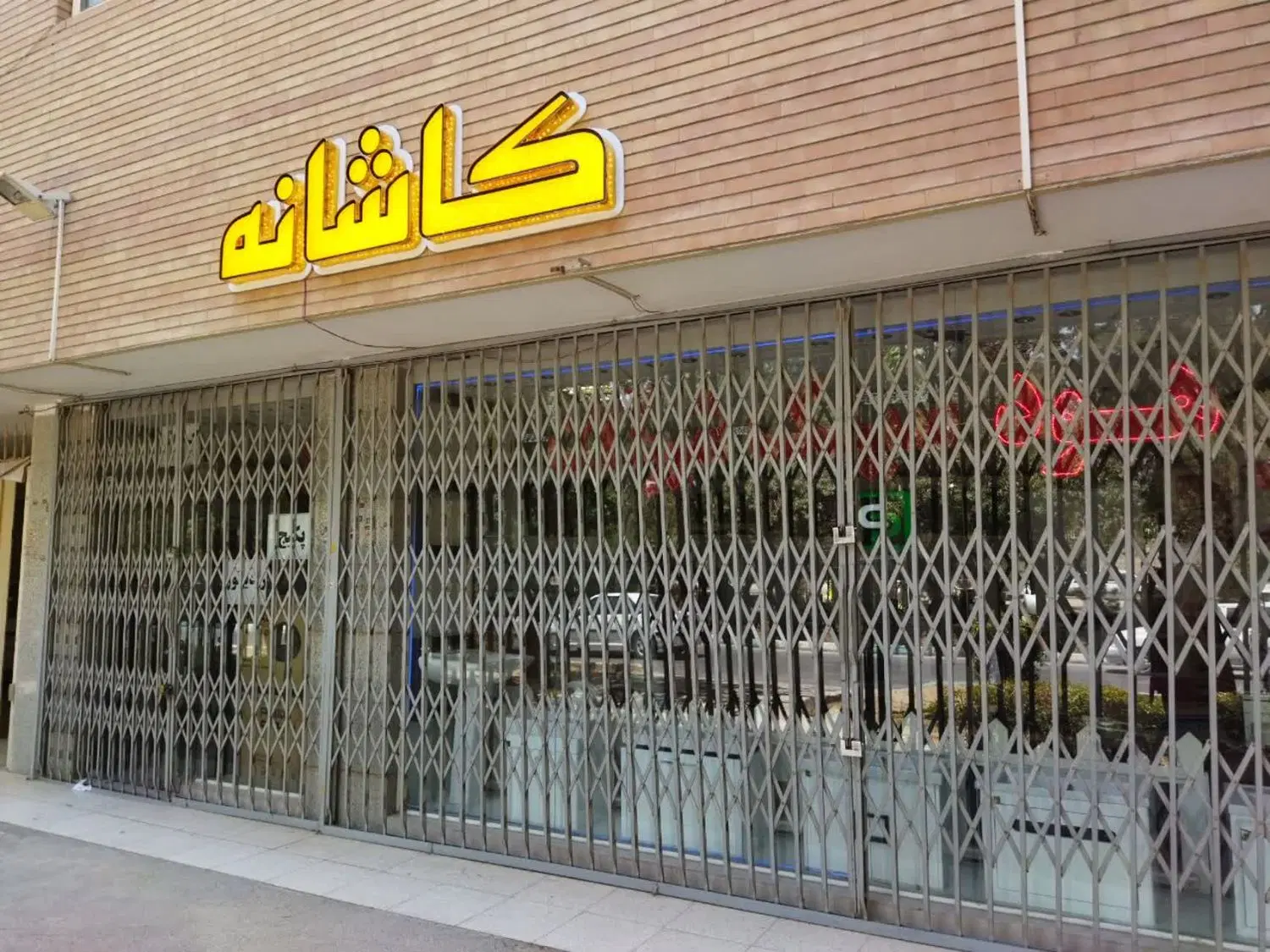 اجاره مغازه 54 متری