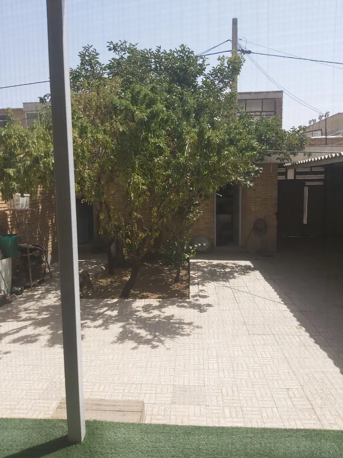 زمین مسکونی