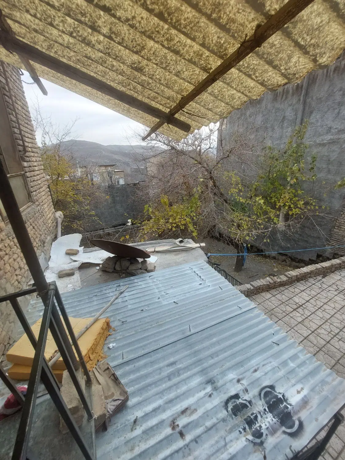 زمین کلنگی مناسب ساخت اپارتمان در حاشیه