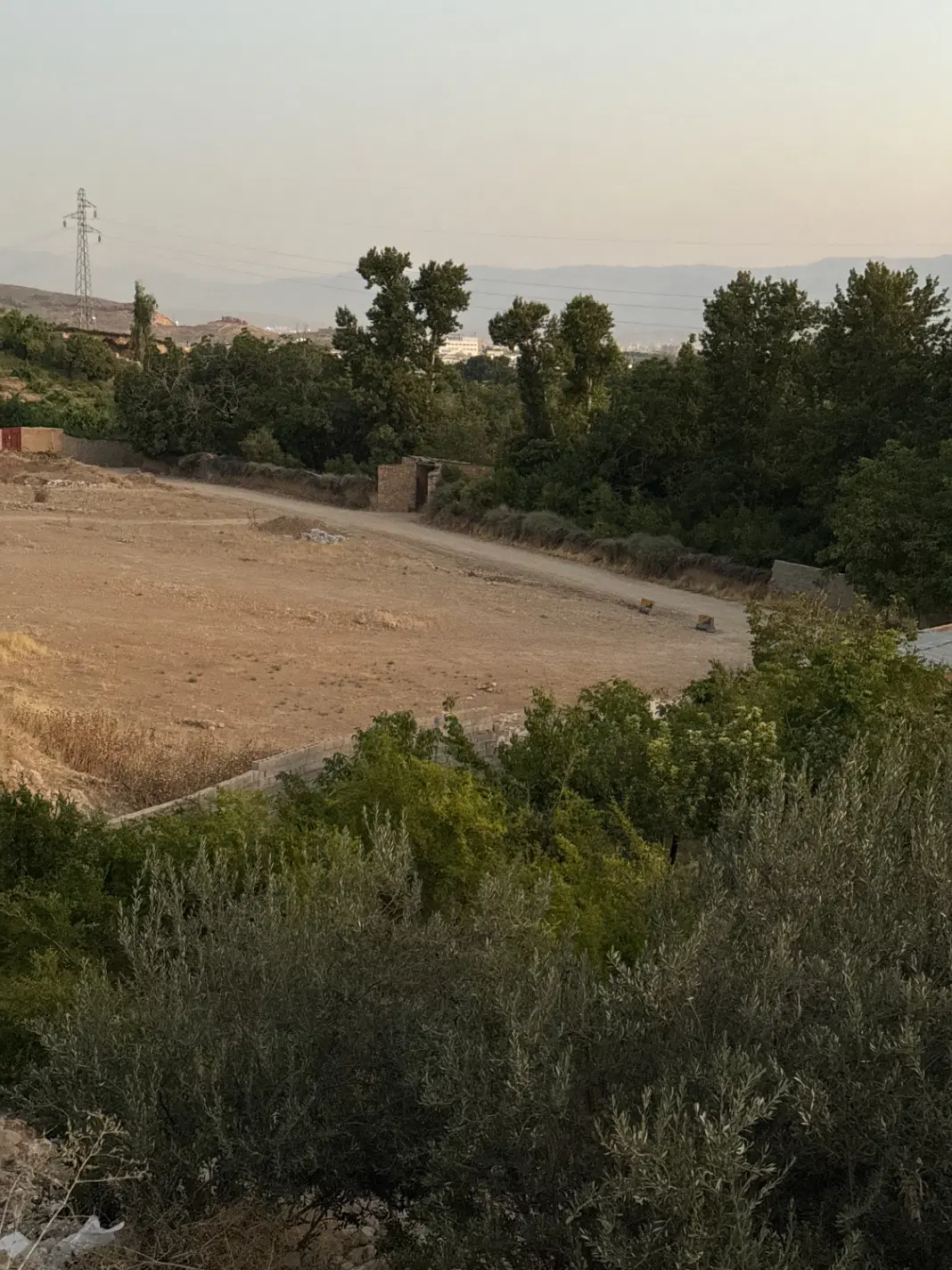 زمین مسکونی و باغی