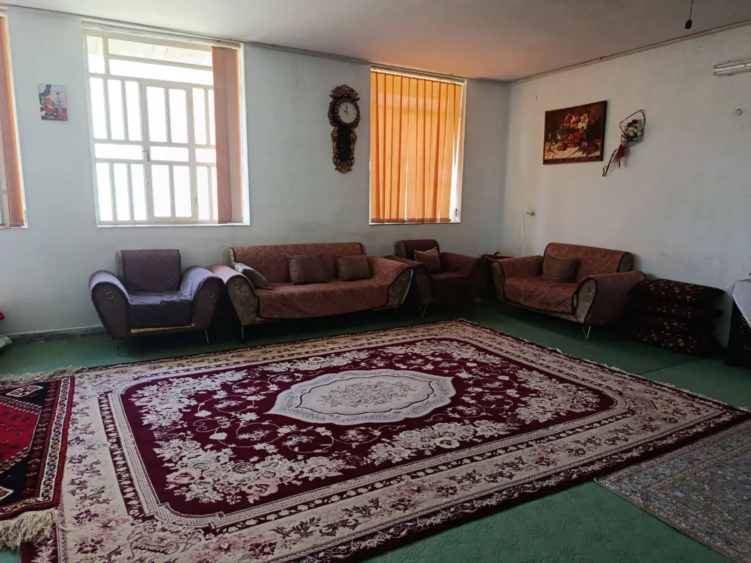 رهن‌واجاره‌خانه‌طبقه‌دوم‌۱۳۰متر(۲خواب)(طلاب)