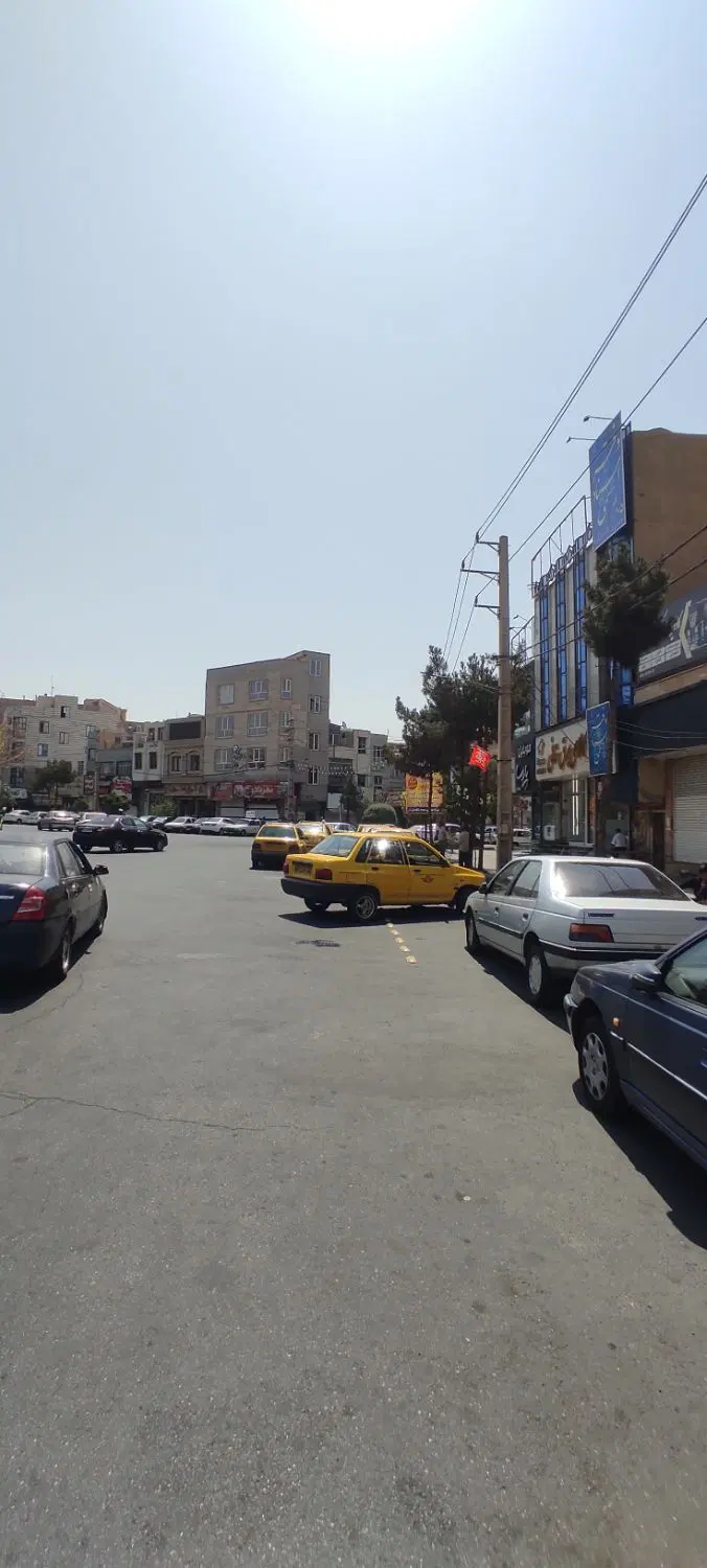 ۹۰ متر واحد اداری بر اصلی بلوار دنیا مالی اندیشه