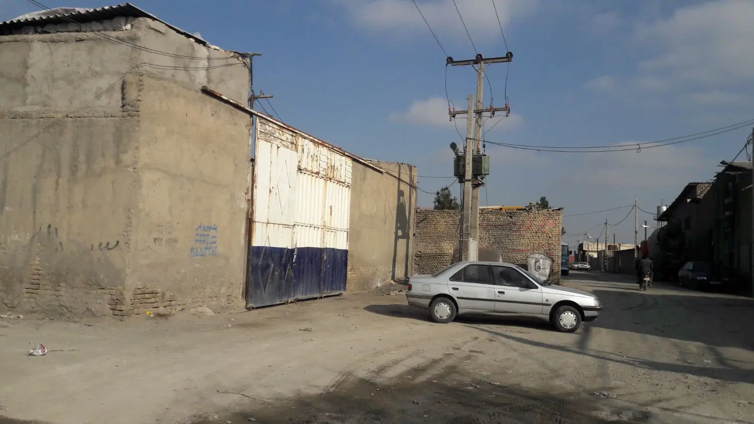 سوله وانباری وکارگاه