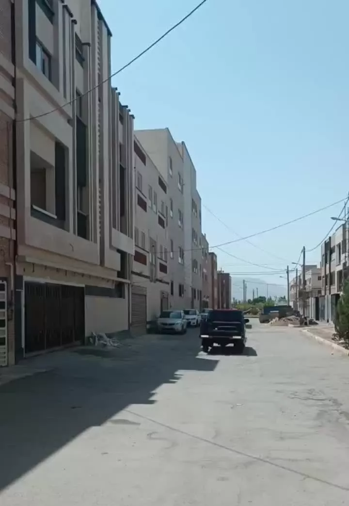 فروش آپارتمان تفکیکی بهارستان اول فاز دوم