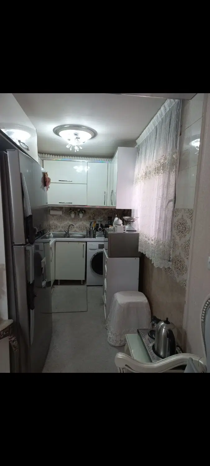 خانه ۵۰متری سال ساخت ۹۹ کلا ۳واحدطبقه اول