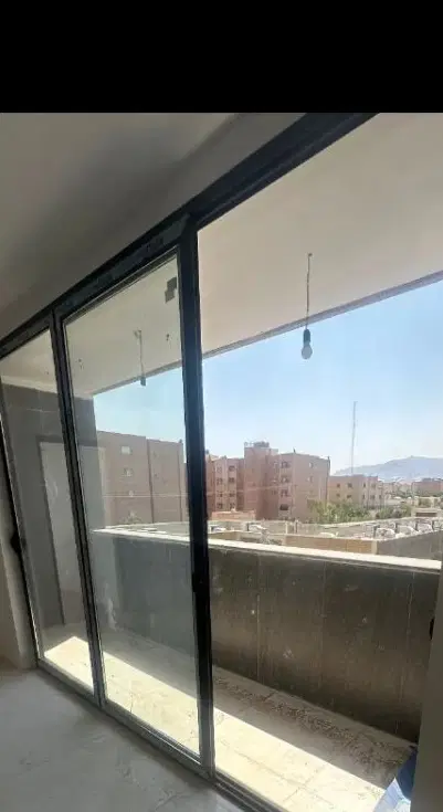 رهن و اجاره تجاری هشت بنگاه سه راه اسکاج