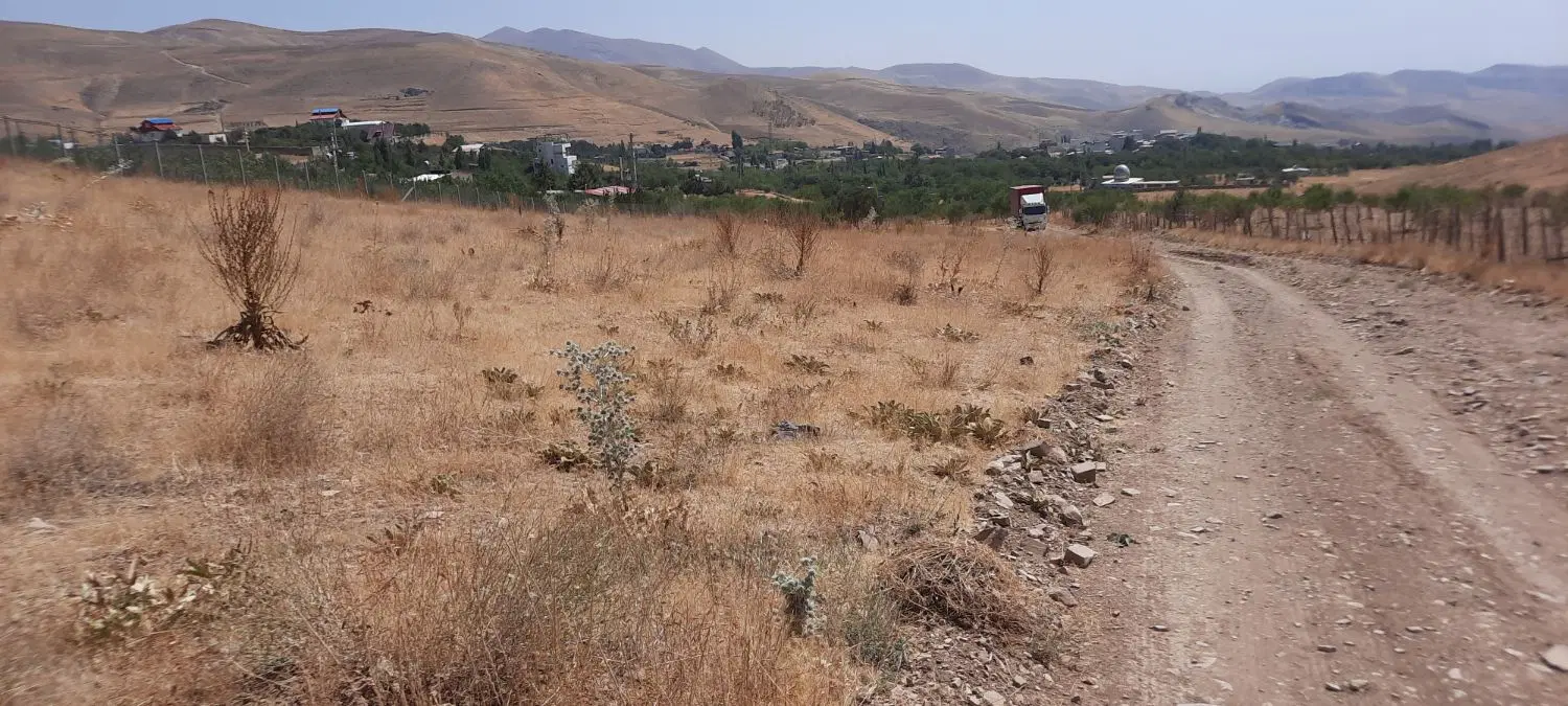 زمین روستای زرشک