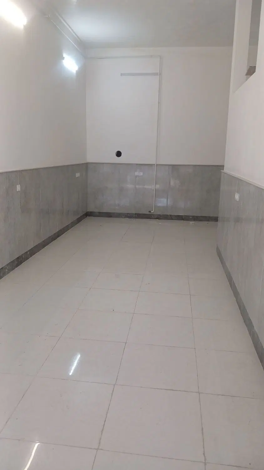مغازه ۴۰ متری