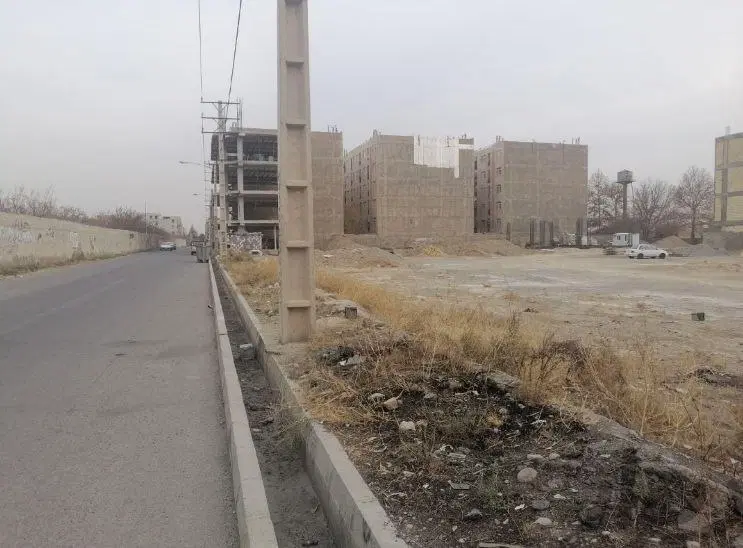زمین سندی نزدیک بلوار اصلی اندیشه بهترین محدوده