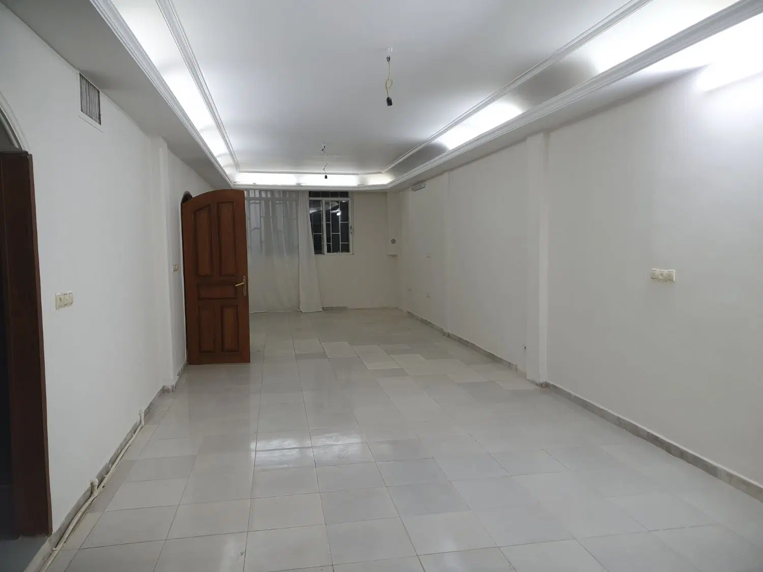 همکف ۱۰۰ متری صدف