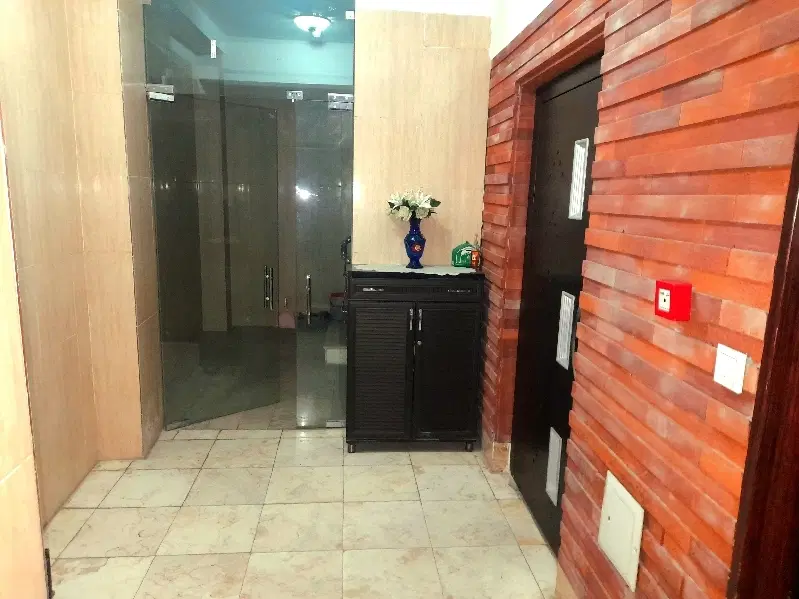 فروش واحد اپارتمان 76متری دو خواب سال ساخت1400