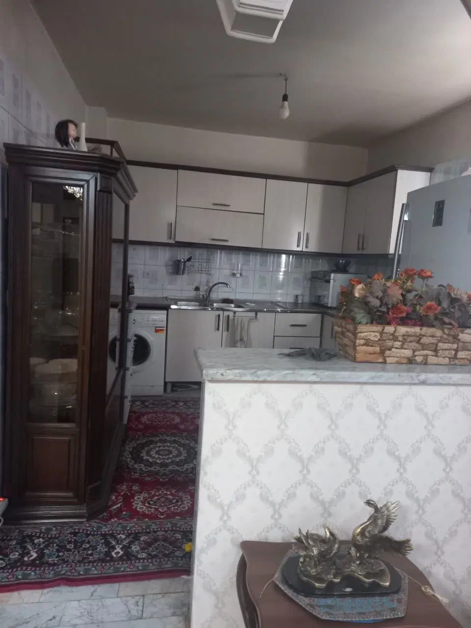 ۷۶متری تمیز در منیریه